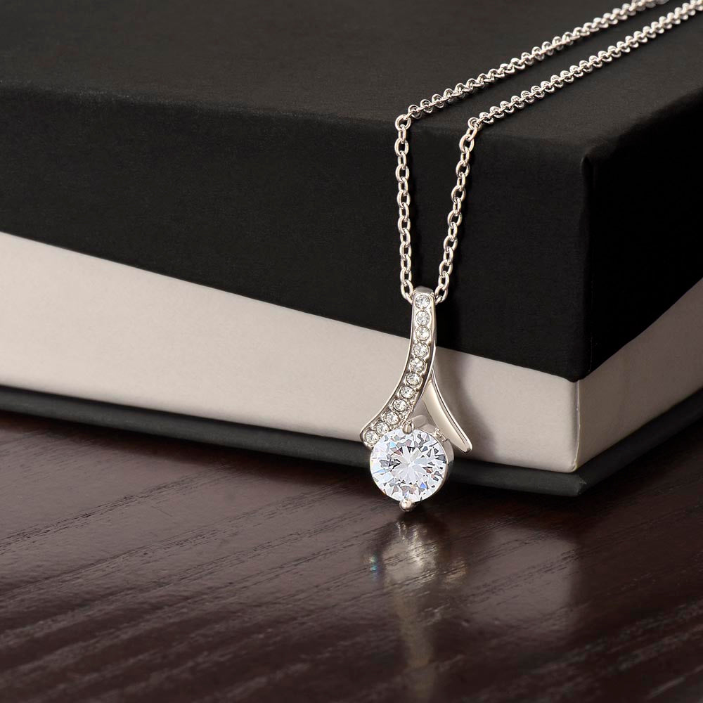 To My Mom Alluring Beauty Necklace